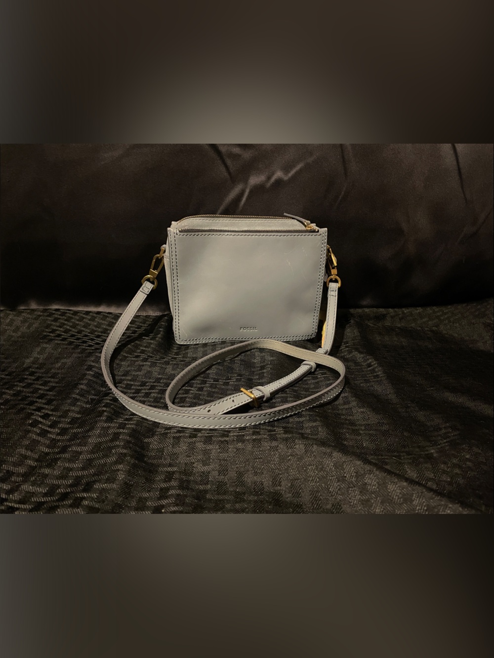 Fossil Leather Crossbody Bag in Light blue crossbody bag/ good condition
